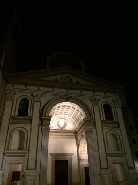 曼托瓦Palazzo Guerrieri Da Fermo公寓 外观 照片